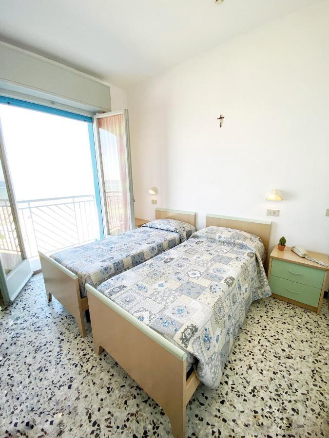 מארוטה Hotel Dinarica מראה חיצוני תמונה