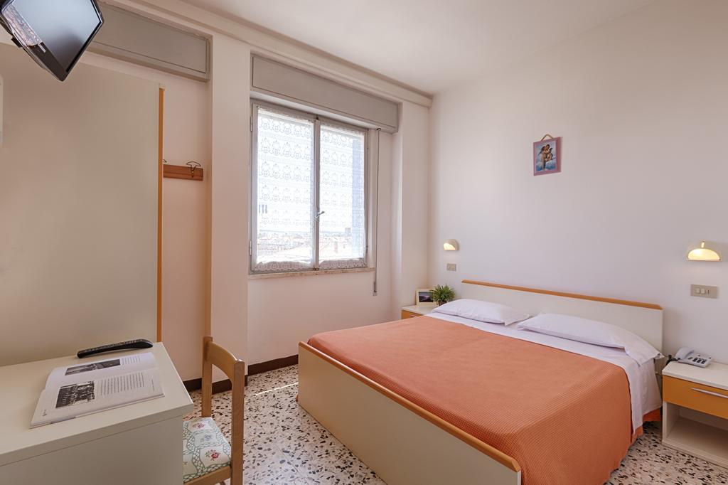 מארוטה Hotel Dinarica מראה חיצוני תמונה